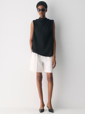 Aritzia Babaton Carter Black Sleeveless Mock-Neck Blouse